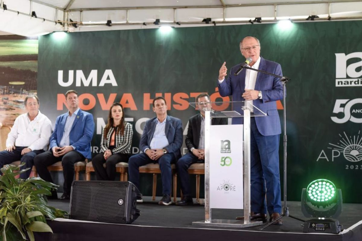 Durante inauguração de usina em Goiás Alckim diz que não tem tempo ruim para o Agro