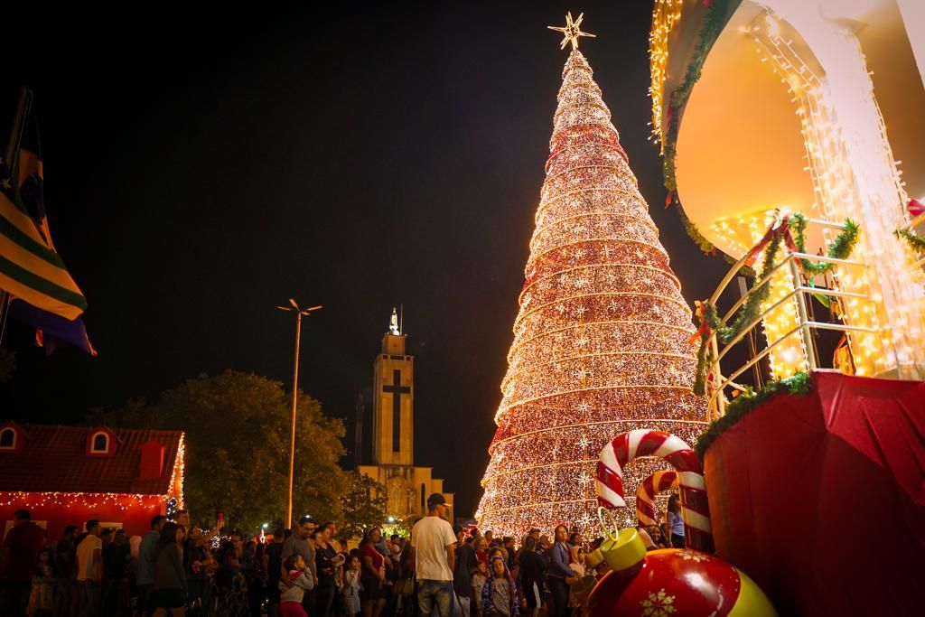 Goianésia se prepara para o Natal Luz, maior de Goiás