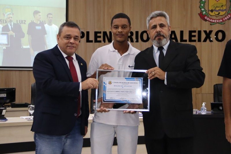 Câmara Municipal de Goianésia realiza entrega de Moções de Aplauso aos atletas do Goianésia Esporte Clube