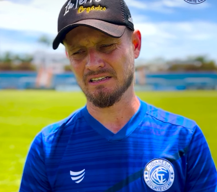 Augusto Fassina deixa comando técnico do Goianésia Esporte Clube