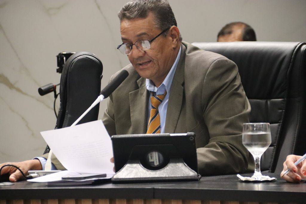 Vereador solicita transporte exclusivo para pacientes em tratamento oncológico em Goiânia e Anápolis